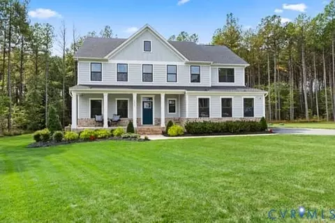 8600 Mckibben Dr, Chesterfield, VA 23838