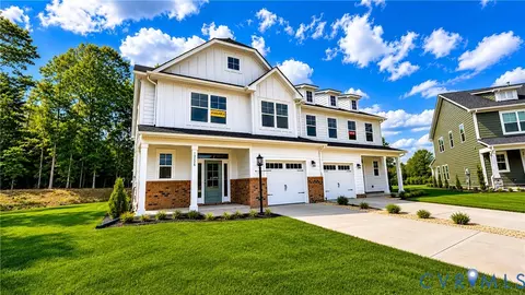 15128 Bishops Run Ct, Midlothian, VA 23112