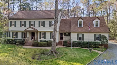 8407 Knollwood Ct, Mechanicsville, VA 23116
