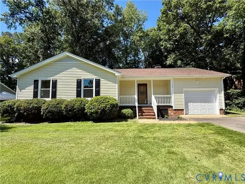 14706 Gimbel Dr, Chester, VA 23836