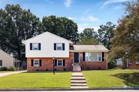 919 Yorkshire Rd, Colonial Heights, VA 23834
