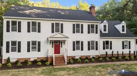 2941 Ellesmere Dr, Midlothian, VA 23113