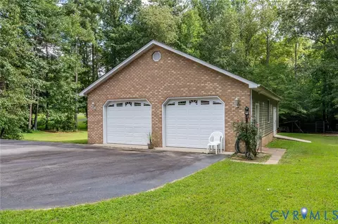 6724 Claiborne Rd, Sutherland, VA 23885 photo 29