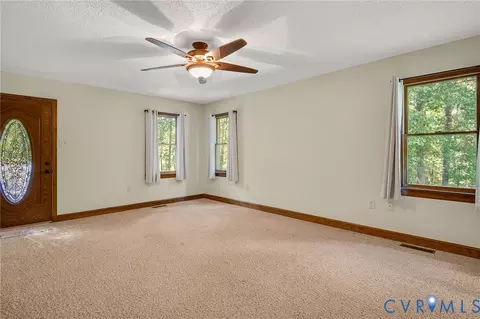 6724 Claiborne Rd, Sutherland, VA 23885 photo 17