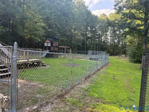 19002 Brandon Rd, Spring Grove, VA 23881 photo 2