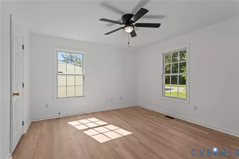 Bedroom - 302 A Jarratt Ave, Jarratt, VA 23867 photo 1 of 6