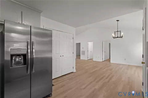 Entry Way - 302 A Jarratt Ave, Jarratt, VA 23867 photo 1 of 3
