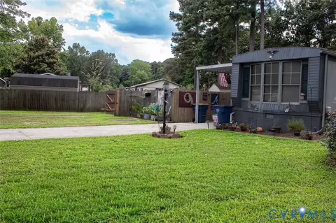 17008 Swift Bluff Ct, South Chesterfield, VA 23834