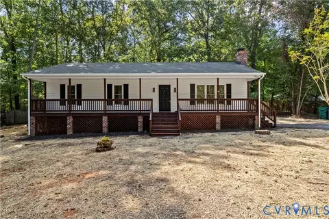 1198 Red Coach Ln, Sandston, VA 23150