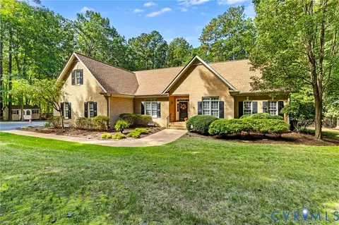2615 E Maple Grove Ln, Powhatan, VA 23139