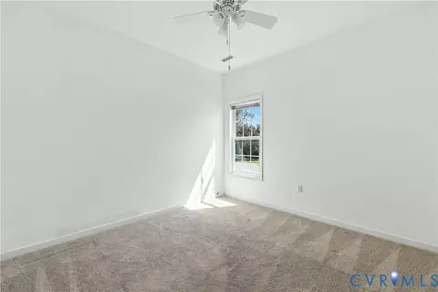 695 Krim Point Loop, Midlothian, VA 23114 photo 9