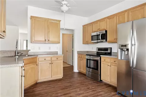 695 Krim Point Loop, Midlothian, VA 23114 photo 15