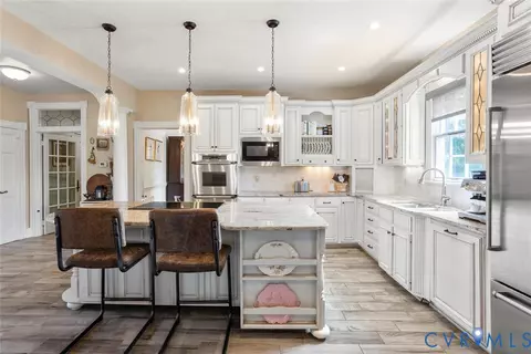 Kitchen - 516 Mt Hermon Rd, Midlothian, VA 23112 photo 4 of 5