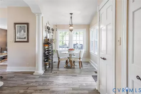 Entry Way - 516 Mt Hermon Rd, Midlothian, VA 23112 photo 2 of 4