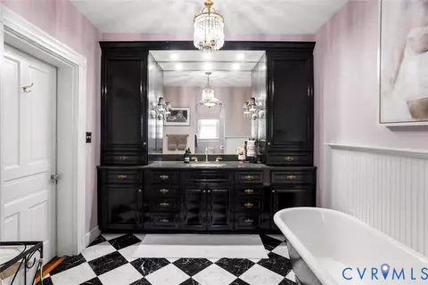 Bath - 516 Mt Hermon Rd, Midlothian, VA 23112 photo 2 of 4