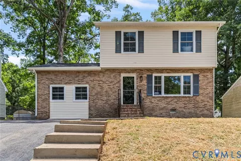 1504 Luther Blvd, Hopewell, VA 23860