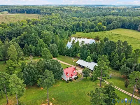 1740 Paulette Lane Ext, Blackstone, VA 23824