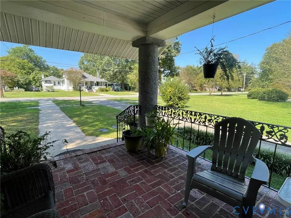 Exterior - 145 Carroll Ave, Colonial Heights, VA 23834 photo 3 of 19