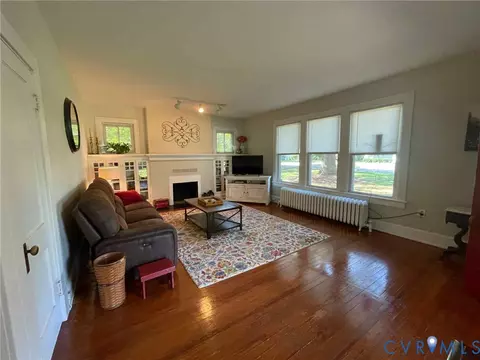 Living - 145 Carroll Ave, Colonial Heights, VA 23834 photo 1 of 3