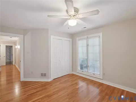 9010 Kings Crown Rd, North Chesterfield, VA 23236