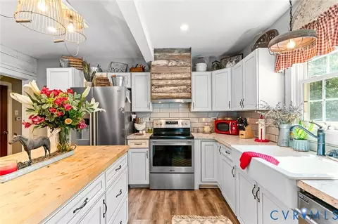 9261 S Courthouse Rd, Providence Forge, VA 23140 photo 14