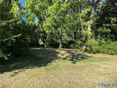 8300 Ridge Rd, Henrico, VA 23229