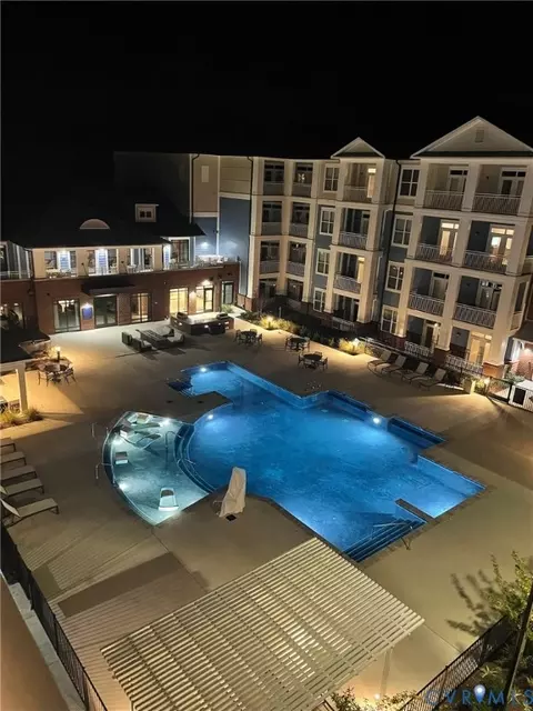 10530 Stony Bluff Dr #302, Ashland, VA 23005