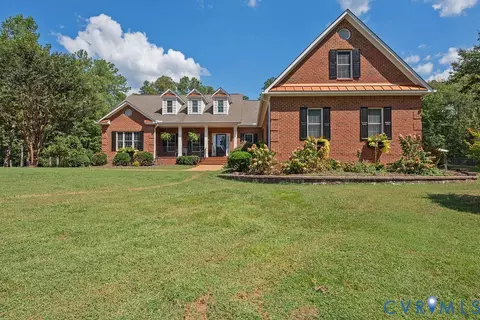 11920 Shamrock Farms Ct, Glen Allen, VA 23059
