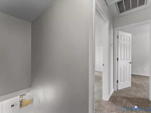 Entry Way - 7423 Pineleaf Dr, North Chesterfield, VA 23234 photo 6 of 6