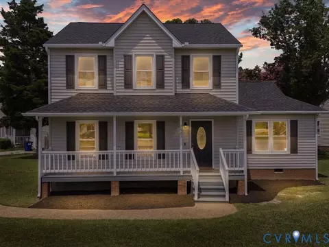 Exterior - 7423 Pineleaf Dr, North Chesterfield, VA 23234 photo 4 of 10