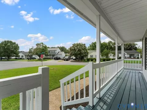 Exterior - 7423 Pineleaf Dr, North Chesterfield, VA 23234 photo 10 of 10