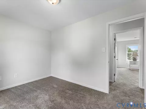 Bedroom - 7423 Pineleaf Dr, North Chesterfield, VA 23234 photo 4 of 6
