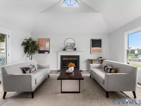 Living - 7423 Pineleaf Dr, North Chesterfield, VA 23234 photo 3 of 5