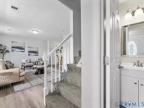 Entry Way - 7423 Pineleaf Dr, North Chesterfield, VA 23234 photo 1 of 6