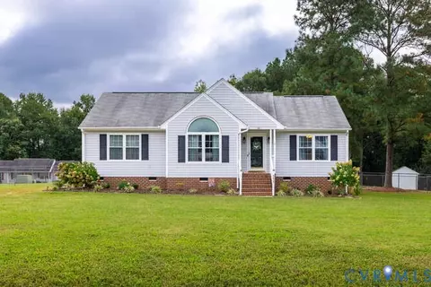 4417 Woodstream Dr, Petersburg, VA 23803