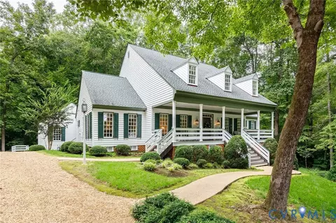 8100 Heathbluff Ct, Chesterfield, VA 23832