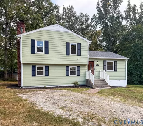 1113 Worthington Ct, Richmond, VA 23225