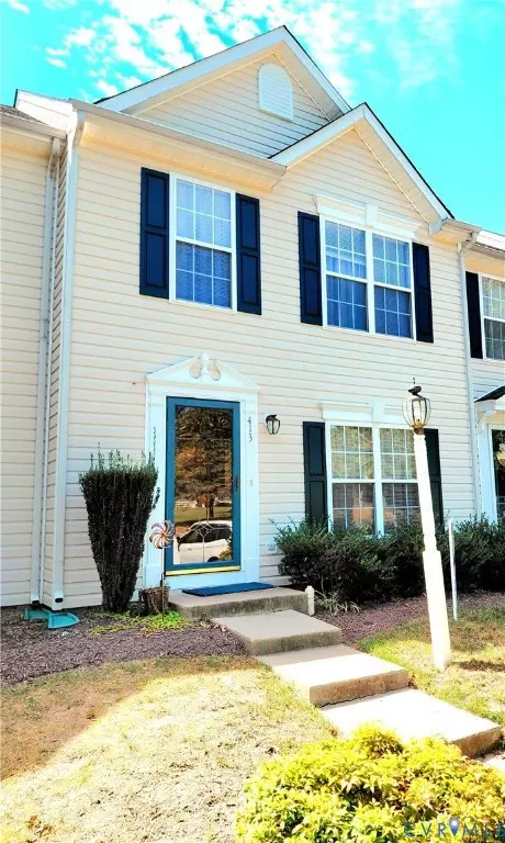 413 Hollybrook Ridge Ln, Richmond, VA 23223