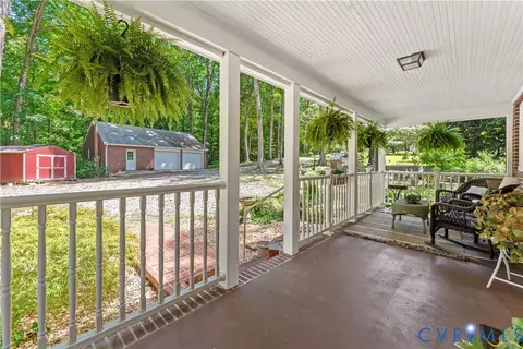 1159 Cedar Hill Rd, Blackstone, VA 23824 photo 6