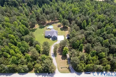 8851 Topeka Rd, Quinton, VA 23141