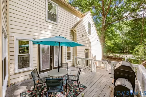 Exterior - 5730 Grove Forest Rd, Midlothian, VA 23112 photo 4 of 8