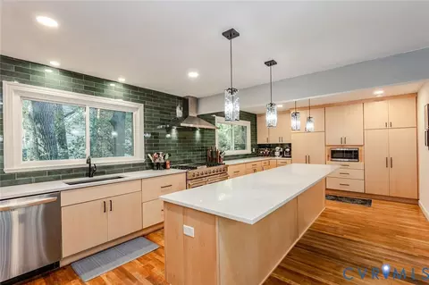Kitchen - 5730 Grove Forest Rd, Midlothian, VA 23112 photo 10 of 10