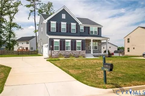 13824 Marsham Rd, Chester, VA 23836