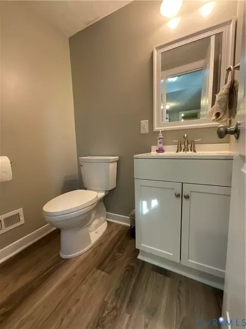 203 E Gray St, Sandston, VA 23150 photo 8