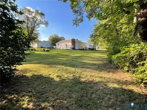 203 E Gray St, Sandston, VA 23150 photo 2