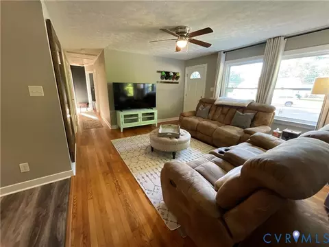 203 E Gray St, Sandston, VA 23150 photo 4