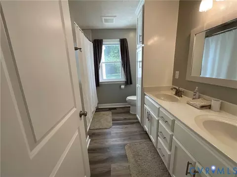 203 E Gray St, Sandston, VA 23150 photo 12