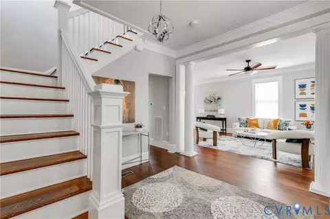 Entry Way - 2111 Barton Ave, Richmond, VA 23222 photo 4 of 6