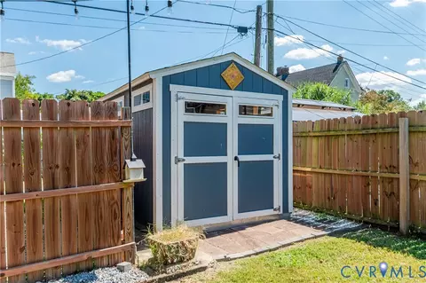 Exterior - 2111 Barton Ave, Richmond, VA 23222 photo 9 of 10