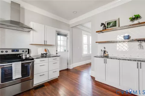 Kitchen - 2111 Barton Ave, Richmond, VA 23222 photo 4 of 5
